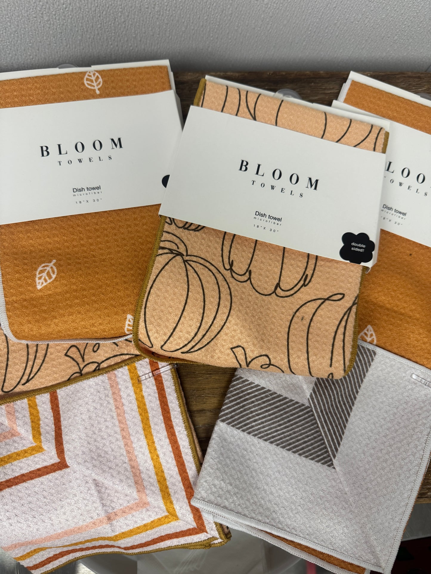 Bloom Fall Microfiber Towel- Basic Babe