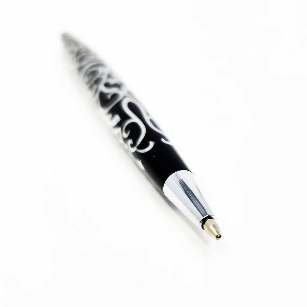 Black & Silver Swirl 3