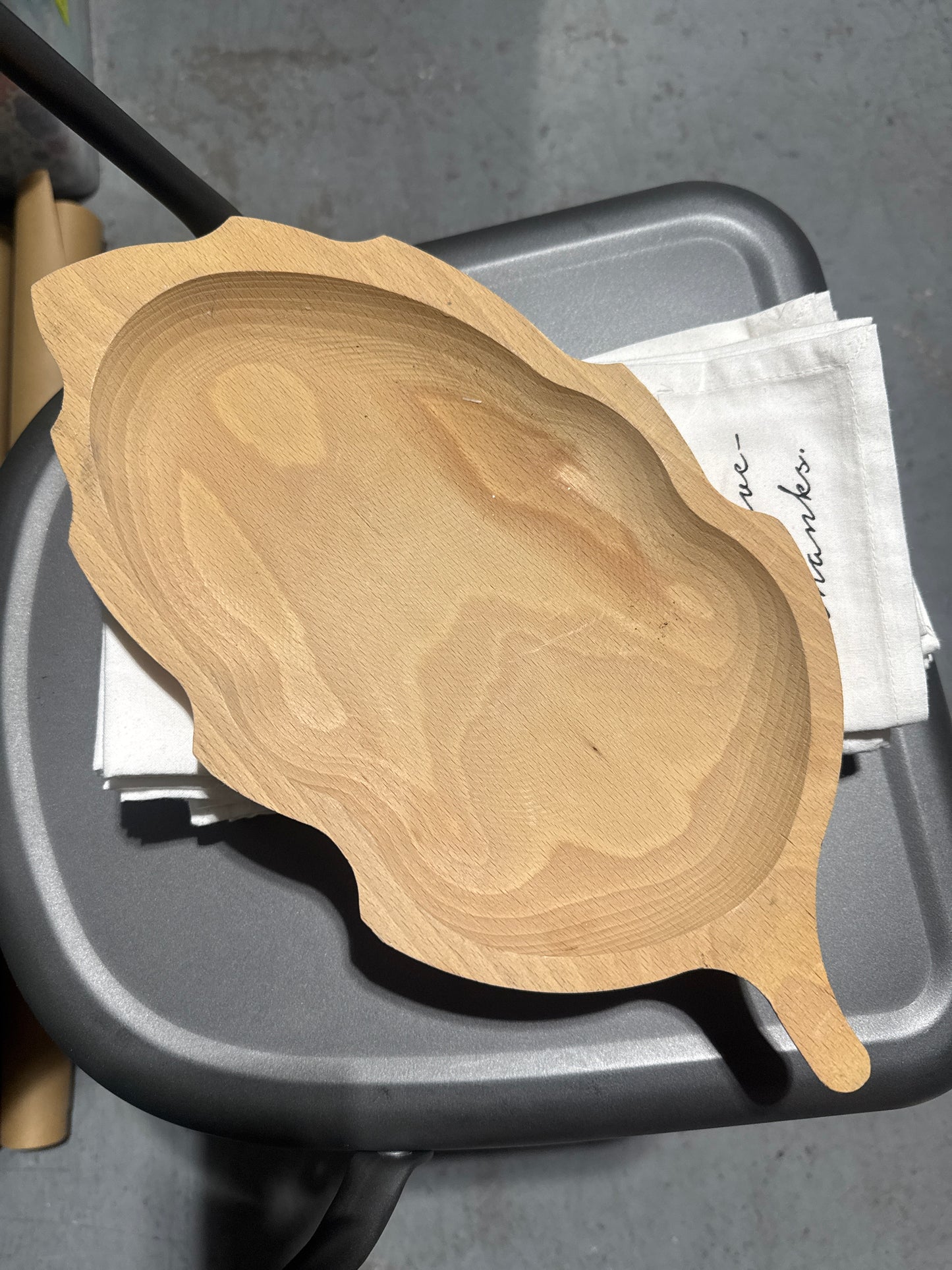 Leaf Wood Tray