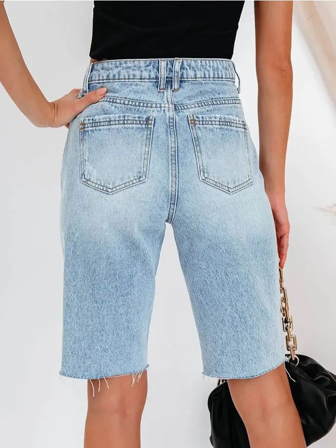 Stylish Ripped Mid-Rise Cropped Denim Shorts