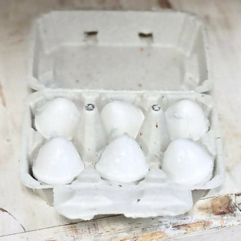 Box of 6 Handmade Bath Bombs - Oatmeal Milk & Honey