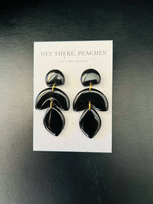 The Quinn in Black Earrings